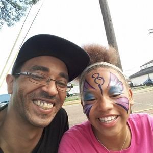 Meet your Posher, Dennis